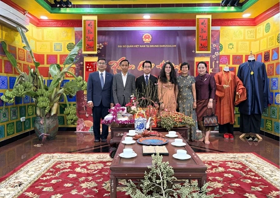 Tết Cộng đồng 2026 và khai trương không gian văn hoá Việt Nam tại Brunei Darussalam