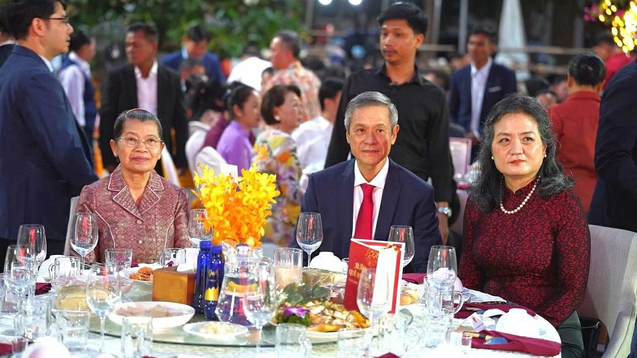 Ấm áp Xuân Quê hương Bính Ngọ 2026 tại Campuchia Ấm áp Xuân Quê hương Bính Ngọ 2026 tại Campuchia