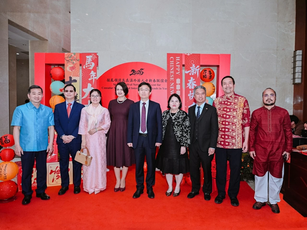 Tổng Lãnh sự Việt Nam tại Côn Minh tham dự Lễ hội mùa Xuân của tỉnh Vân Nam, Trung Quốc Tổng Lãnh sự Việt Nam tại Côn Minh tham dự Lễ hội mùa Xuân của tỉnh Vân Nam, Trung Quốc