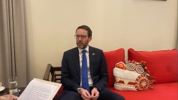 Đại sứ Anh: Ấm lòng trước tinh thần nồng hậu và không khí Tết đặc biệt của Việt Nam