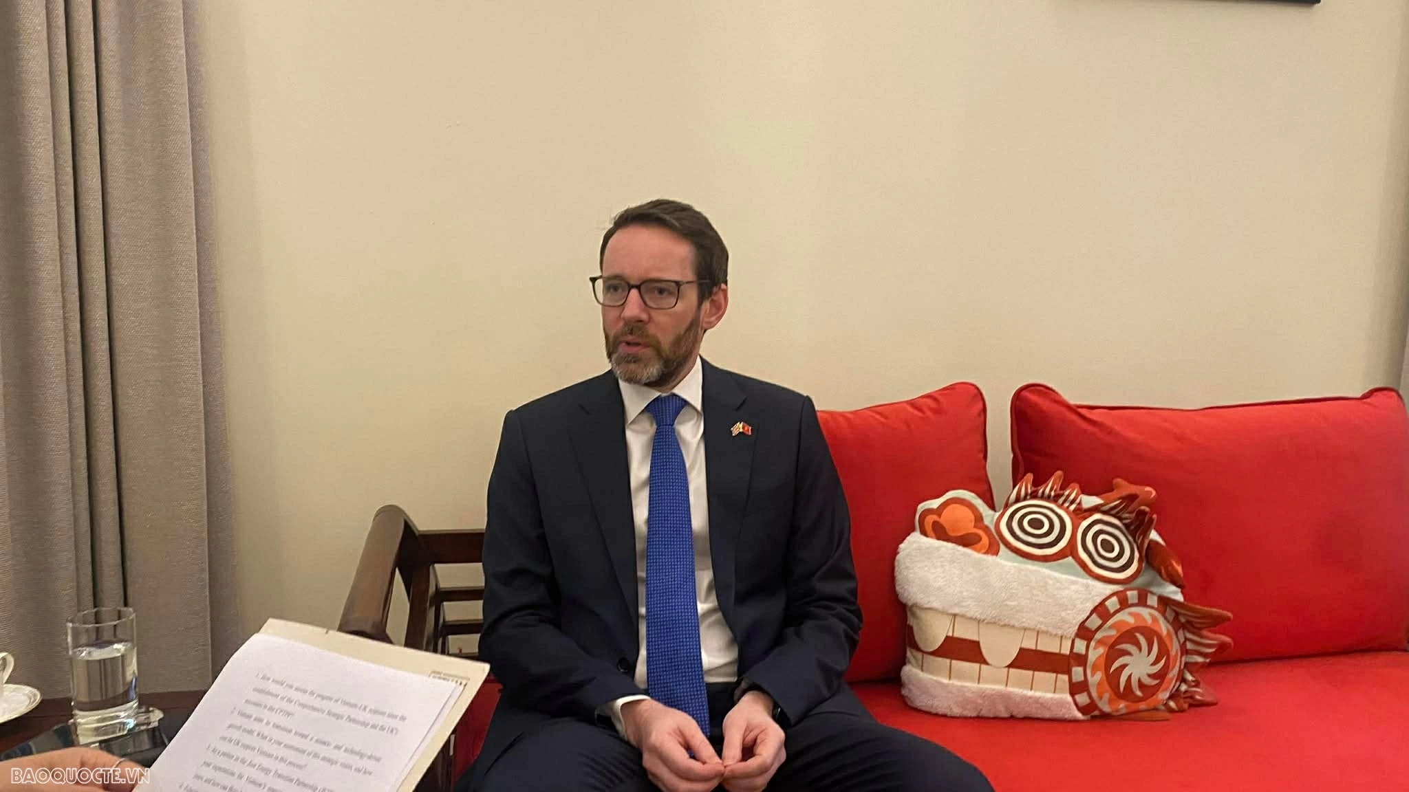 Đại sứ Anh: Ấm lòng trước tinh thần nồng hậu và không khí Tết đặc biệt của Việt Nam