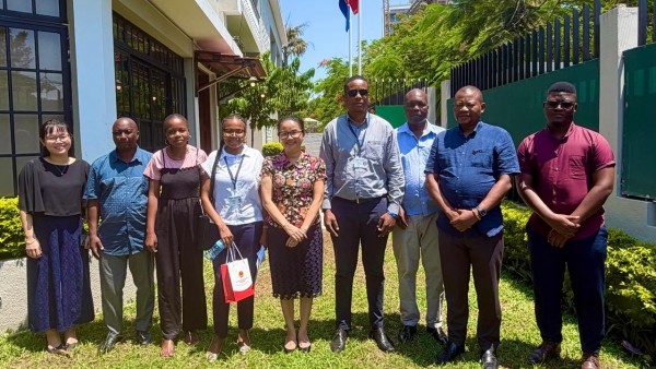 Đại sứ Việt Nam tại Mozambique Trần Thị Thu Thìn gặp mặt các cơ quan báo chí sở tại