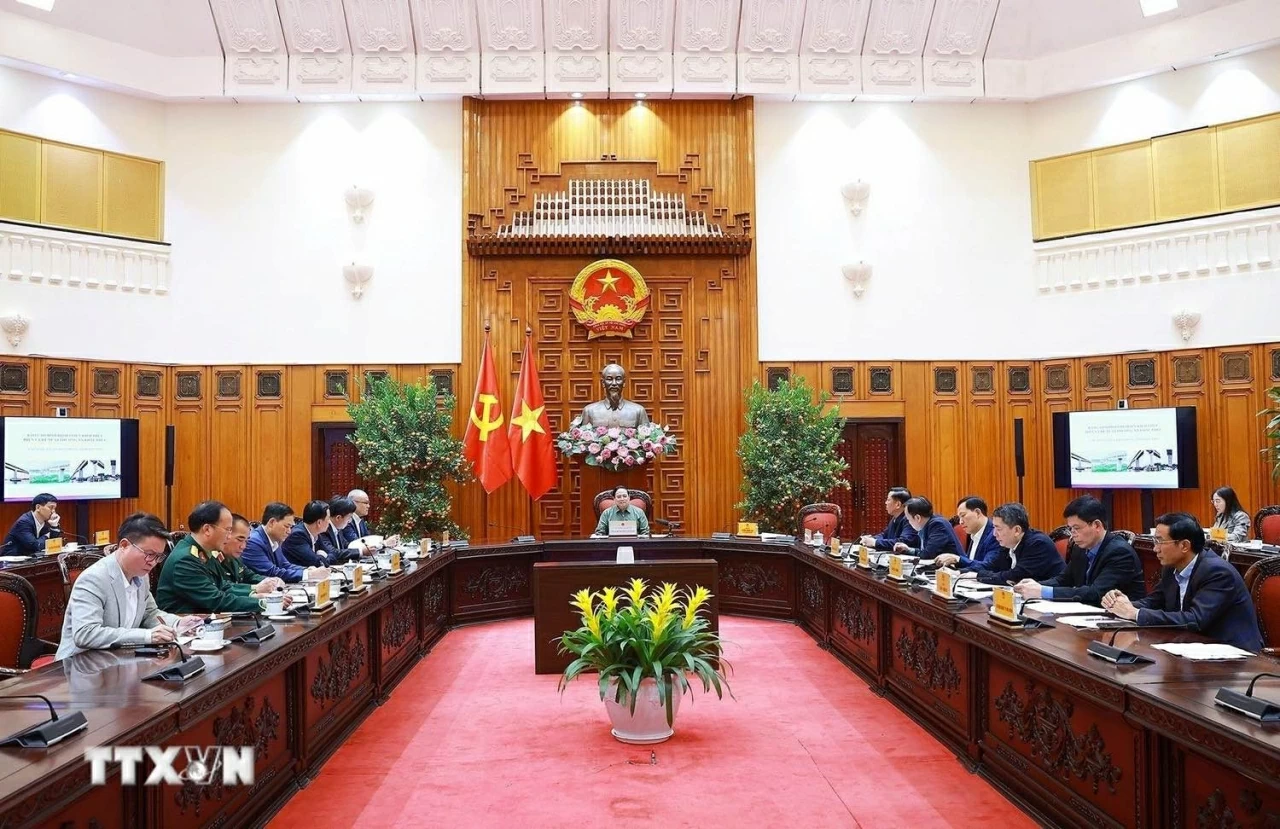 Thủ tướng: Nghiên cứu đầu tư xây dựng cầu sông Lô mới theo quy hoạch, phấn đấu hoàn thành trước Tết 2027 Thủ tướng: Nghiên cứu đầu tư xây dựng cầu sông Lô mới theo quy hoạch, phấn đấu hoàn thành trước Tết 2027