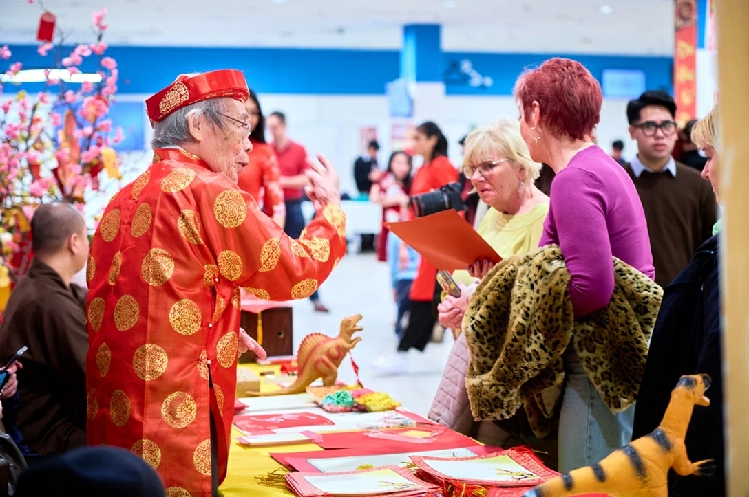 Cộng đồng người Việt Nam tại Hungary hân hoan đón Tết Xuân Bính Ngọ 2026