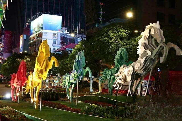 Đường hoa Nguyễn Huệ Tết Bính Ngọ 2026: Không gian hội tụ văn hóa, lan tỏa thông điệp liên kết và hội nhập