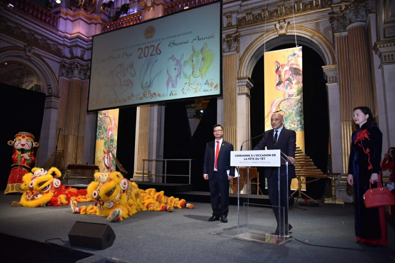 Tết cộng đồng tại Paris