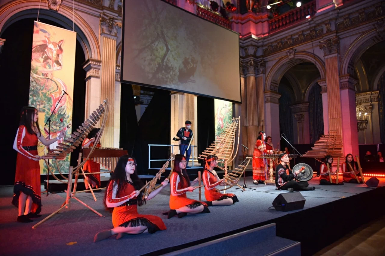 Tết cộng đồng tại Paris