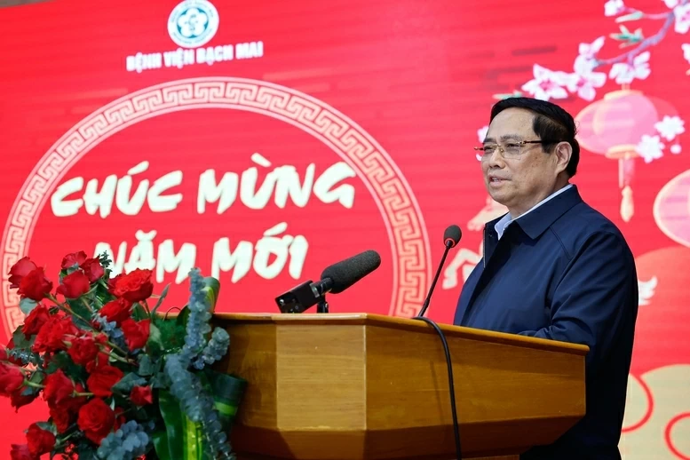 Thủ tướng phát biểu chúc Tết tại Bệnh viện Bạch Mai - Ảnh: VGP/Nhật Bắc Thủ tướng phát biểu chúc Tết tại Bệnh viện Bạch Mai - Ảnh: VGP/Nhật Bắc