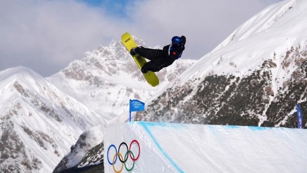 Những khoảnh khắc nổi bật của ngày thứ 9 Thế vận hội mùa Đông Milan-Cortina 2026