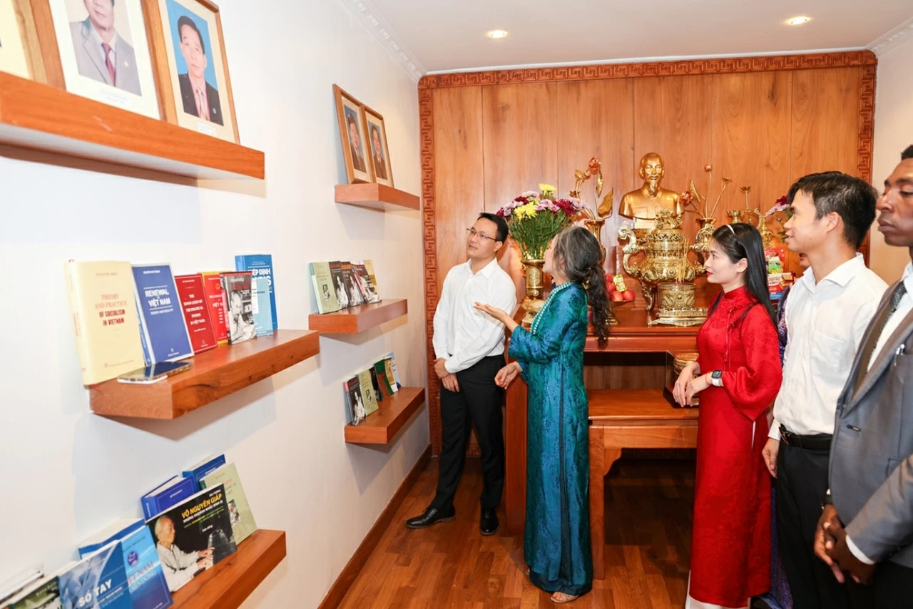 Xuân Quê hương trên đất nước Tanzania