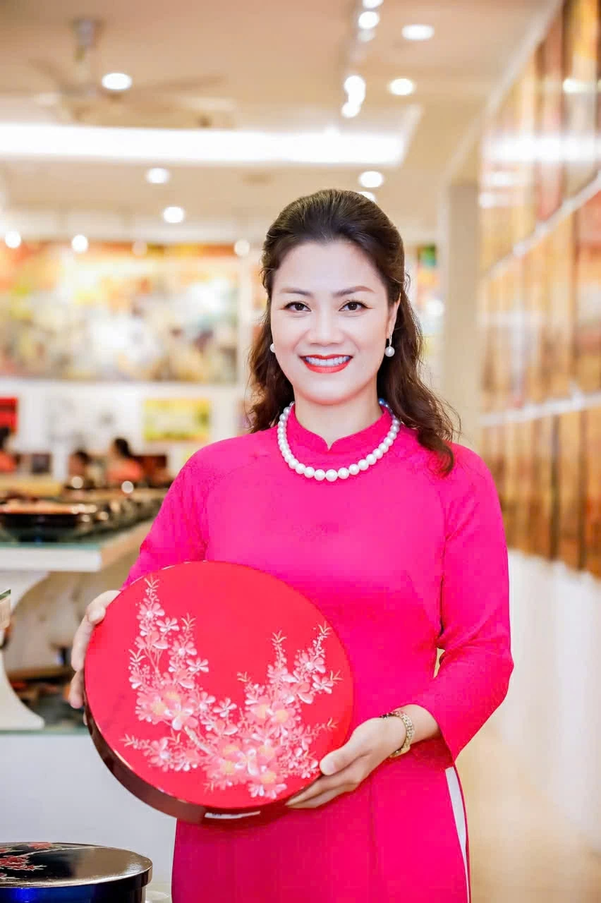 Doanh nhân, Thạc sĩ Nguyễn Thị Minh Thu lặng lẽ chọn vai trò người đồng hành cùng người trẻ trên hành trình khởi nghiệp.