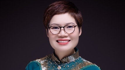 ‘Nữ tướng’ Vũ Thị Mai và hành trình giữ hồn xuân làng nghề Đồng Kỵ