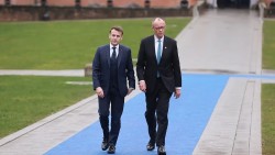 Hai 'anh cả' của châu Âu tìm cách liên minh về răn đe hạt nhân, khẳng định chẳng tìm cách thay thế 'chỗ dựa' Mỹ