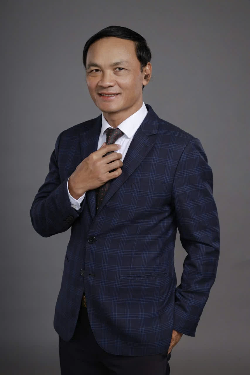 Dược phẩm Vinh Gia dưới sự điều hành của doanh nhân Ngô Thế Vinh đã tham gia hỗ trợ Viện Hàn lâm nghiên cứu thuốc VIPDERVIR - một đơn vị nghiên cứu tập trung vào các giải pháp khoa học phục vụ công tác phòng, chống dịch.