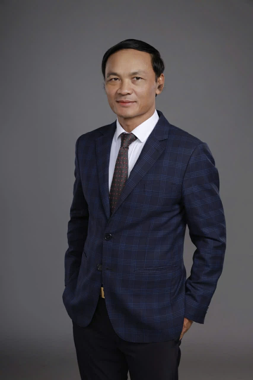 Doanh nhân Ngô Thế Vinh theo đuổi sự phát triển bền vững trong ngành dược.