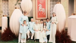 Sao Việt khoe khoảnh khắc đón Tết Bính Ngọ 2026 bên người thân, gia đình