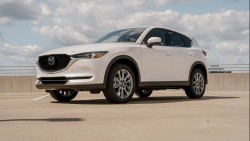Top 5 xe SUV hạng C bán chạy nhất tháng 1/2026: Mazda CX-5 tiếp tục dẫn đầu