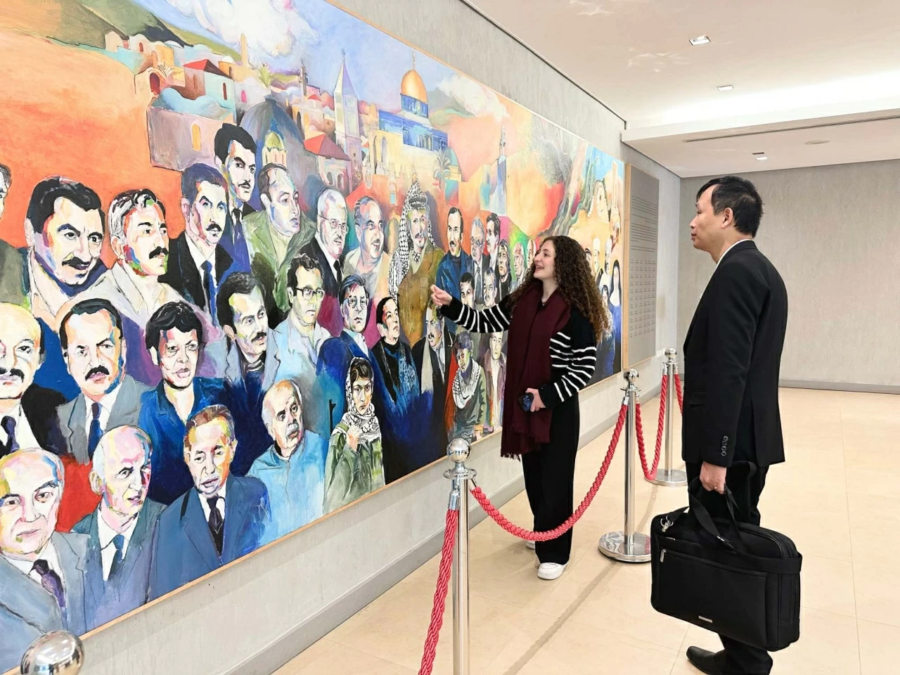 Đại sứ Nguyễn Nam Dương trình Thư ủy nhiệm lên Tổng thống Nhà nước Palestine Mahmoud Abbas