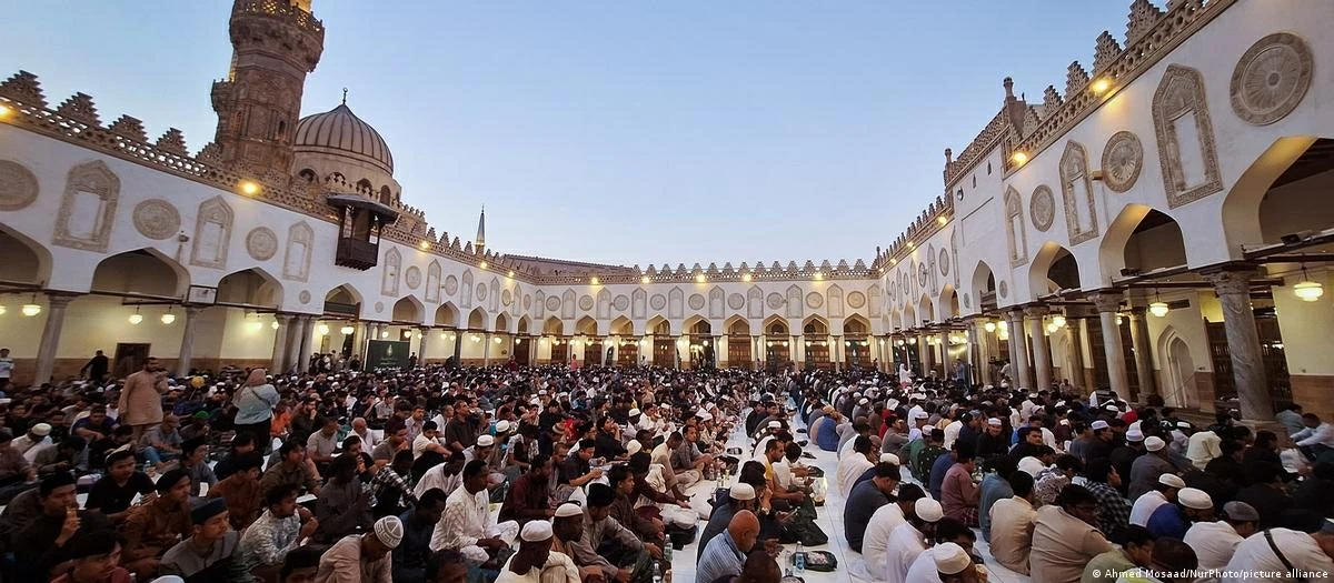 Các cộng đồng Hồi giáo ở Trung Đông đón tháng Ramadan năm 2026