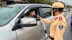 Khuyến cáo lái xe tuân thủ luật giao thông trên cao tốc