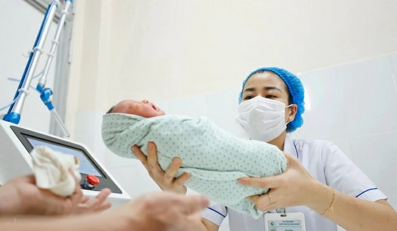 Hơn 8.300 trẻ sơ sinh chào đời tại các cơ sở y tế trong 4 ngày nghỉ Tết Hơn 8.300 trẻ sơ sinh chào đời tại các cơ sở y tế trong 4 ngày nghỉ Tết