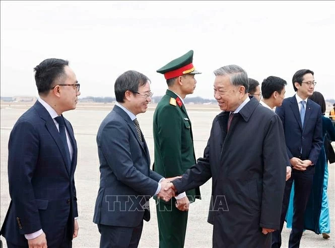 Tổng Bí thư Tô Lâm đến Washington D.C, bắt đầu tham dự cuộc họp khai mạc Hội đồng Hòa bình về Gaza Tổng Bí thư Tô Lâm đến Washington D.C, bắt đầu tham dự cuộc họp khai mạc Hội đồng Hòa bình về Gaza