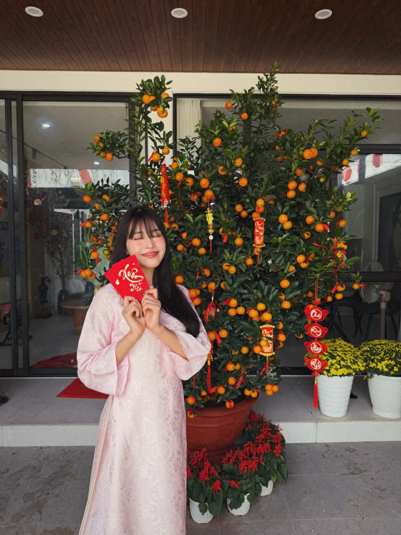 Khi sao Việt diện áo dài đón Tết Khi sao Việt diện áo dài đón Tết