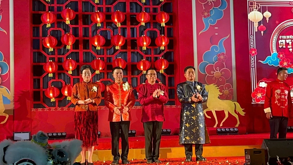 Lễ hội Tết ba nước Việt Nam - Thái Lan - Trung Quốc thu hút hơn 60.000 lượt khách tham dự