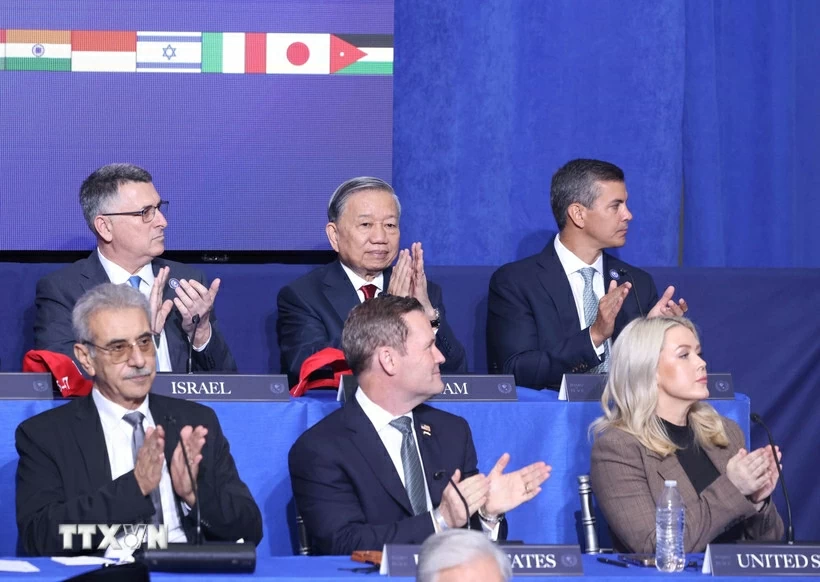 Tổng Bí thư Tô Lâm và các đại biểu dự Phiên khai mạc Hội đồng Hòa bình về Gaza. (Nguồn: TTXVN) Tổng Bí thư Tô Lâm và các đại biểu dự Phiên khai mạc Hội đồng Hòa bình về Gaza. (Nguồn: TTXVN)