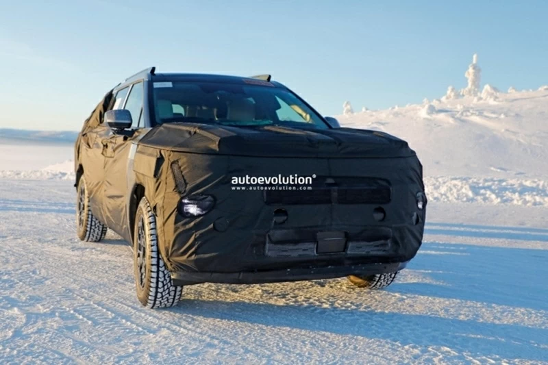 Ở biến thể XRT Pro, diện mạo của Tucson 2027 được đẩy lên một tầm vóc mới với cản trước và sau dựng thẳng.