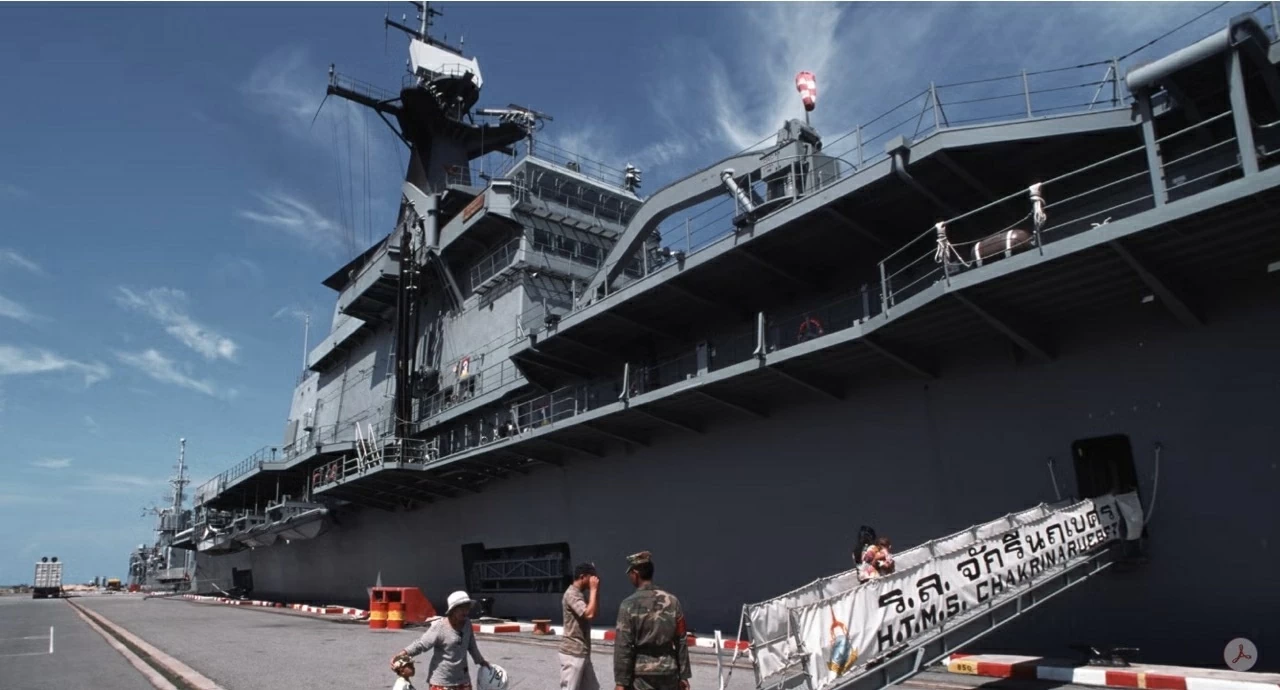 Chạy đua sở hữu tàu sân bay Chạy đua sở hữu tàu sân bay