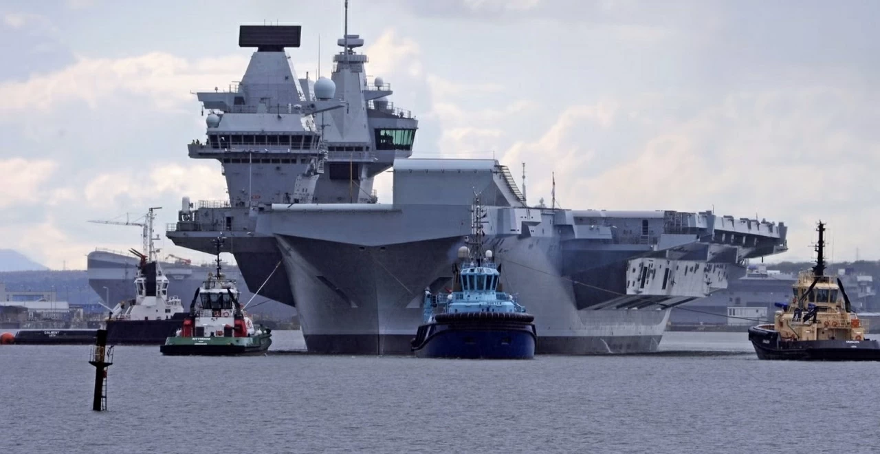 Chạy đua sở hữu tàu sân bay Chạy đua sở hữu tàu sân bay