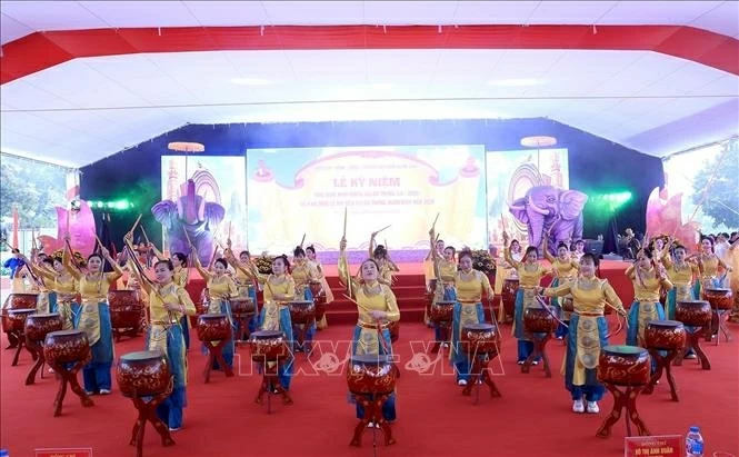 Khơi dậy tinh thần quật cường từ hào khí Hai Bà Trưng Khơi dậy tinh thần quật cường từ hào khí Hai Bà Trưng