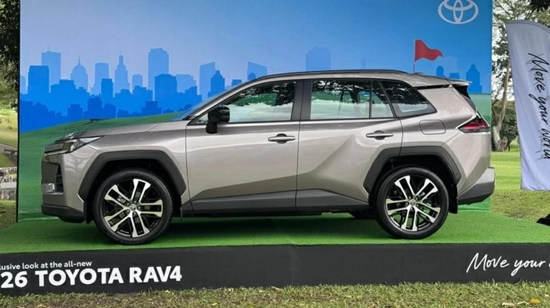 Toyota RAV4 mới sẽ sử dụng hộp số vô cấp CVT, kết hợp cùng động cơ xăng dung tích 2.5L và hệ dẫn động cầu trước.