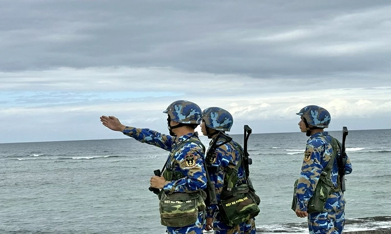 Những kịp trực, canh và duy trì chế độ sẵn sàng chiến đấu được thực hiện nghiêm ngặt.