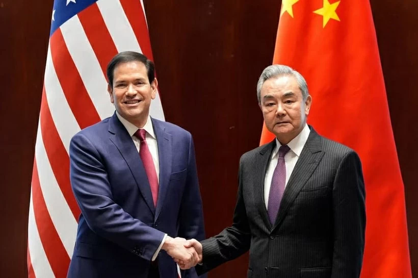 Ảnh ấn tượng: Hội đồng Hòa bình dành hơn 5 tỷ USD cho Gaza, Nga tuyên bố kiểm soát thêm địa bàn, chú chó 'đua ké' gây sốt tại Olympic Ảnh ấn tượng: Hội đồng Hòa bình dành hơn 5 tỷ USD cho Gaza, Nga tuyên bố kiểm soát thêm địa bàn, chú chó 'đua ké' gây sốt tại Olympic