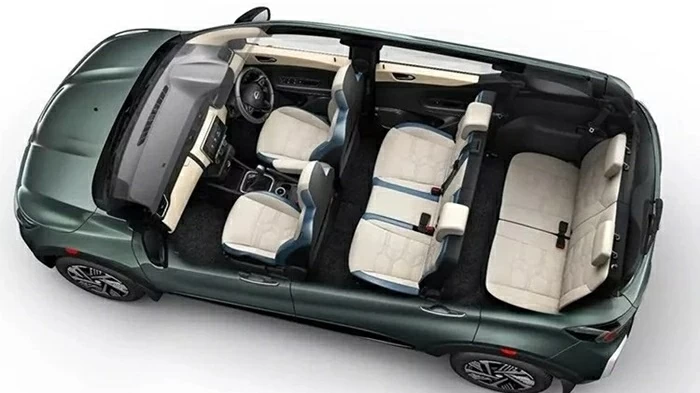 Cận cảnh xe MPV 7 chỗ Nissan Gravite ra mắt tại Ấn Độ