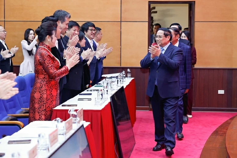 Thủ tướng Phạm Minh Chính tới thăm, làm việc với Bộ Văn hóa, Thể thao và Du lịch - Ảnh: VGP/Nhật Bắc