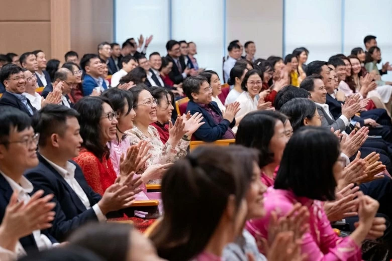 Các đại biểu tham dự cuộc làm việc. (Nguồn: Quốc hội)