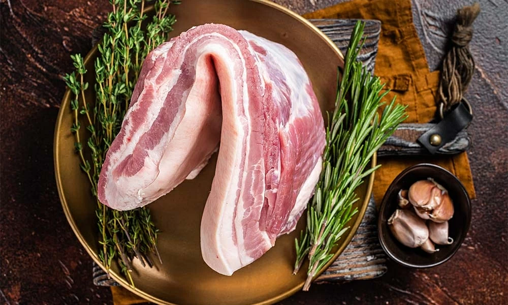 Giá heo hơi hôm nay 23/2: Sau kỳ nghỉ Tết Nguyên đán, giảm nhẹ trên cả 3 miền