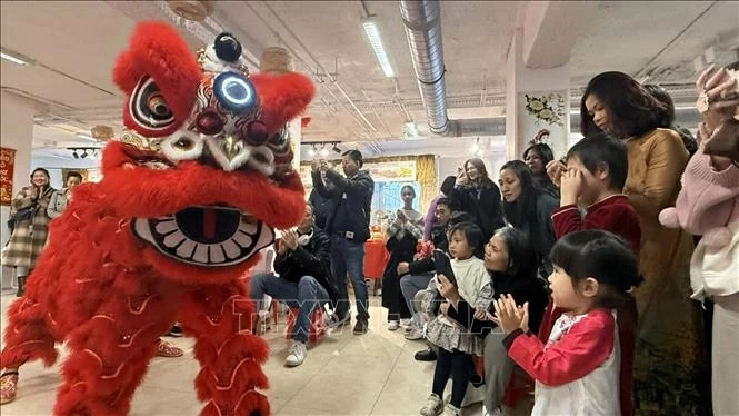 Chợ Xuân Bính Ngọ 2026 tại Pháp: Điểm hẹn văn hoá của cộng đồng người Việt