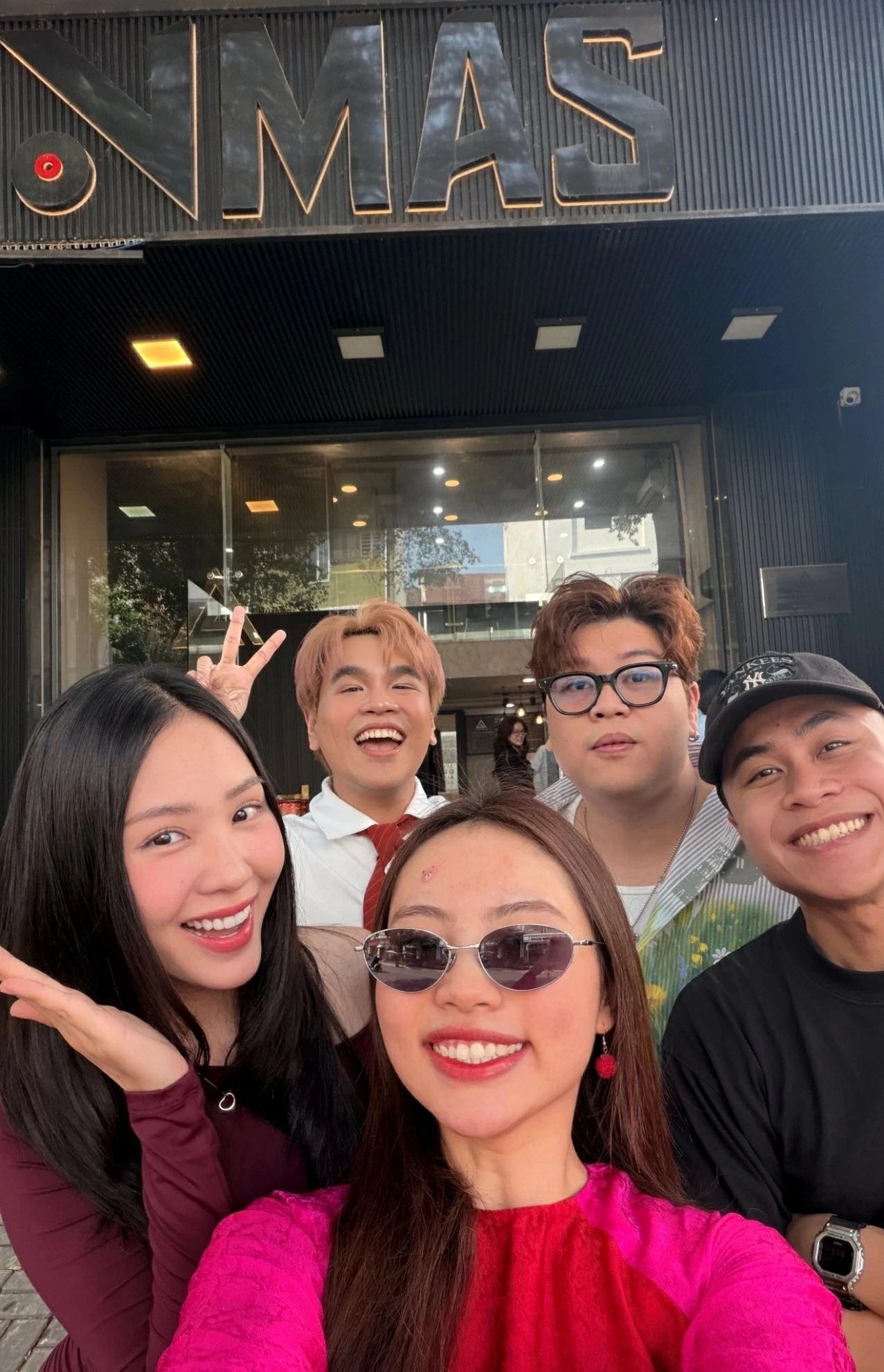 Sao Việt Sao Việt