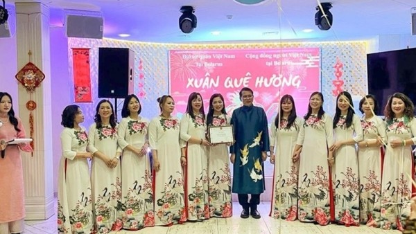 Cộng đồng người Việt tại Belarus đón Tết Bính Ngọ 2026