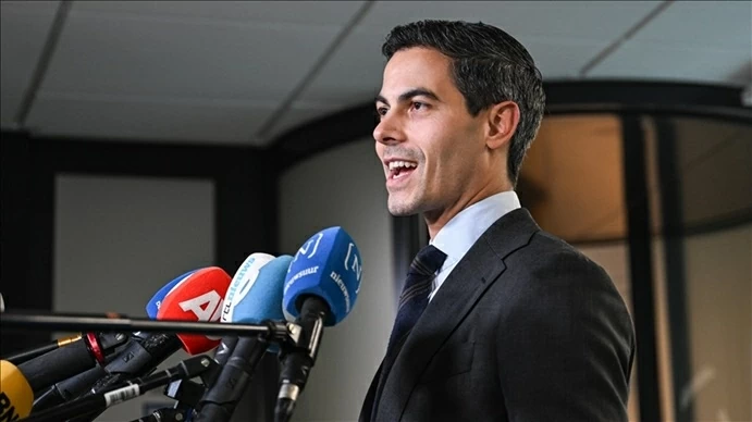 Điện mừng Thủ tướng và Bộ trưởng Ngoại giao Vương quốc Hà Lan