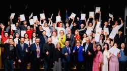 Tốt nghiệp khóa điều dưỡng Việt Nam chất lượng cao tại Áo