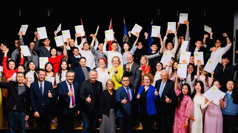 Tốt nghiệp khóa điều dưỡng Việt Nam chất lượng cao tại Áo