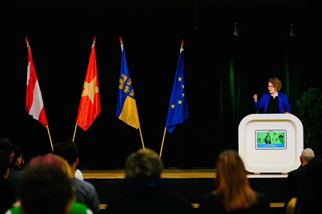 Tốt nghiệp khóa điều dưỡng Việt Nam chất lượng cao tại Áo Tốt nghiệp khóa điều dưỡng Việt Nam chất lượng cao tại Áo