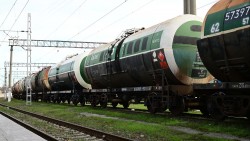 Quan hệ ấm lên, Armenia nhận thêm 4.500 tấn dầu từ Azerbaijan