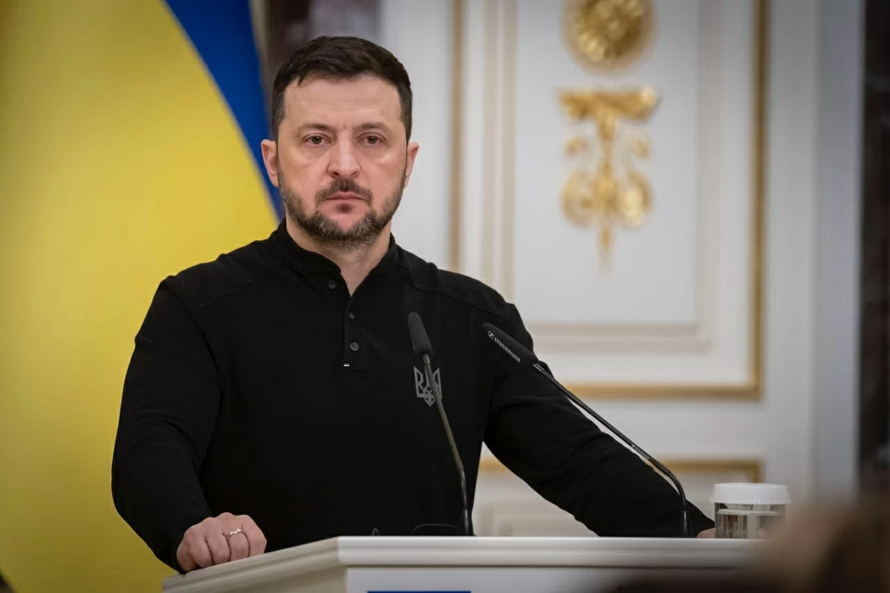 Tổng thống Zelensky: Ukraine không có mong muốn sở hữu vũ khí hạt nhân Tổng thống Zelensky khẳng định Ukraine không mong muốn sở hữu vũ khí hạt nhân, gửi lời cảm ơn Mỹ