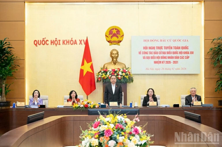 Hội nghị trực tuyến toàn quốc triển khai công tác bầu cử đại biểu Quốc hội và HĐND các cấp Hội nghị trực tuyến toàn quốc triển khai công tác bầu cử đại biểu Quốc hội và HĐND các cấp